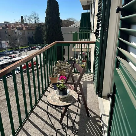 شقة St Lux سبليت